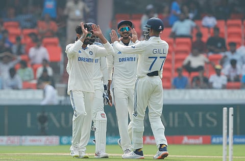 भारताच्‍या ‘फिरकी’ची कमाल, इंग्‍लंड ‘बेहाल’! पहिला डाव 246 धावांमध्‍ये गुंडाळला
