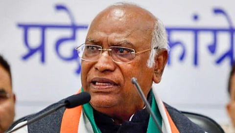 Congress on BJP manifesto: भाजपच्या ‘संकल्प पत्रा’वर काँग्रेसची पहिली प्रतिक्रिया, “जनतेसाठी काही नाही….”