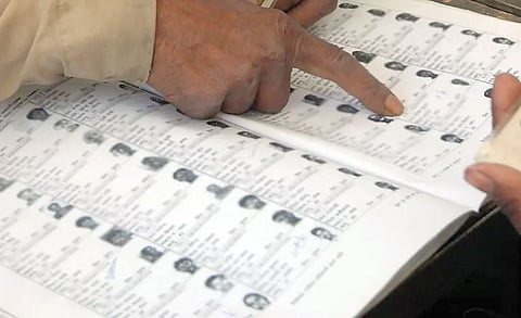 मतदार यादीतील सातशे नावे गायब : खडकवासला येथील प्रकार