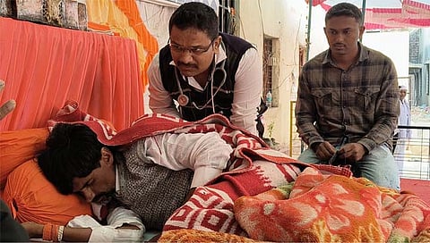 Manoj Jarange Patil : मनोज जरांगेंची प्रकृती खालावली; वैद्यकीय उपचार सुरू