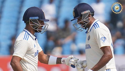 IND vs ENG 3rd Test : राजकोट कसोटीत भारत 238 धावांनी पुढे, इंग्लंडच्या दुसऱ्या दिवसाअखेर 2 बाद 207 धावा, डकेटचे झंझावाती शतक