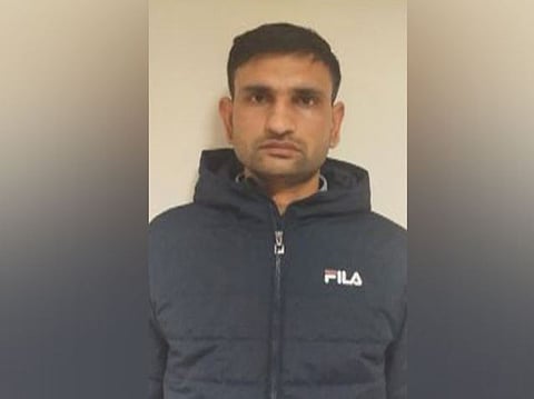 पाकिस्‍तानची गुप्‍तहेर संघटना 'आयएसआय'च्‍या एजंटला मरेठमध्‍ये अटक करण्‍यात आली आहे. उत्तर प्रदेश दहशतवाद विरोधी पथकाने ही कारवाई केली. सत्येंद्र सिवाल असे त्‍याचे नाव आहे,