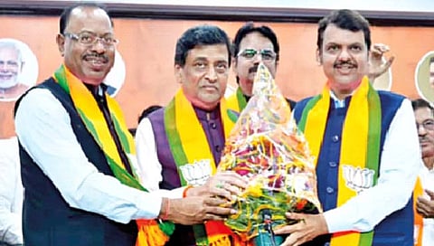 राज्‍यरंग : पडझड काँग्रेसची