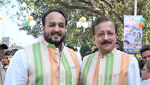 काँग्रेस नेते बाबा सिद्दीकी यांच्यासह आमदार झीशान सिद्दीकी राष्ट्रवादीच्या वाटेवर