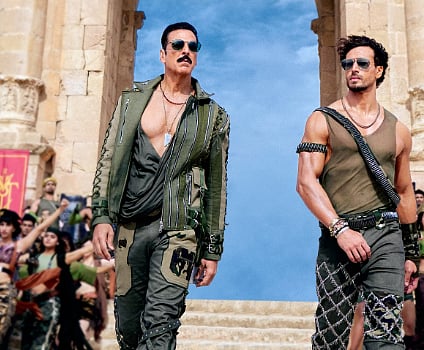 Bade Miyan Chote Miyan 