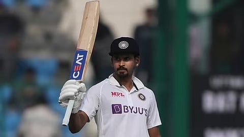 Shreyas Iyer Injury : श्रेयस अय्यर इंग्लंडविरुद्धच्या कसोटी मालिकेतून OUT होणार?