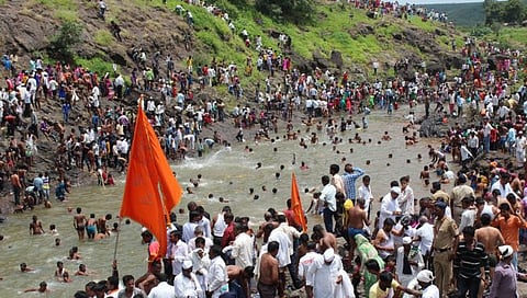 ८ सप्टेंबर २०१५ रोजी झालेले पर्वस्नान  

