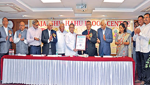 कोल्हापूर : रक्तदानाबाबत साक्षरता गरजेची : डॉ. प्रतापसिंह जाधव