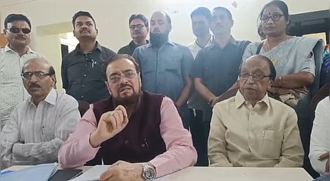 महाराष्ट्रात समाजवादी पक्ष स्वतंत्र, आम्ही धर्मनिरपेक्ष उमेदवारांसोबत : समाजवादी पक्षाचे प्रदेशाध्यक्ष अबू आझमी
