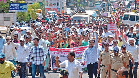 कोल्हापूर : ‘शक्तिपीठ’ला इंचही जमीन देणार नाही; महामार्गाच्या विरोधात शेतकर्‍यांचा विराट मोर्चा