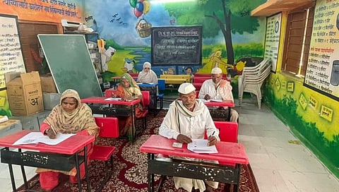 Chhatrapati Sambhajinagar News: साक्षरतेचे धडे गिरविणाऱ्या निरक्षरांची ८८० केंद्रांवर परीक्षा