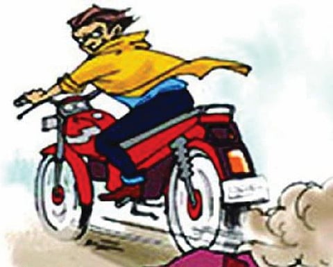 वाहनचोरट्यांचं  शहर! पोलिसांच्या नाकावर टिच्चून चोरट्यांची हवा..