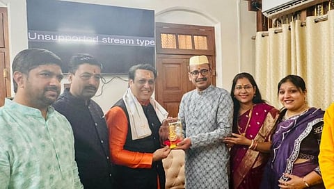 अभिनेता गोविंदा त्र्यंबकराजा चरणी लीन, शिवसेना शिंदे गटात प्रवेश केल्यानंतर प्रथमच आगमन