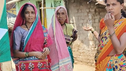 Water Scarcity Nashik | पाण्यासाठी माय- माउलींचे पाणावले डोळे, टॅंकरसाठी प्रशासनाला आर्त साद