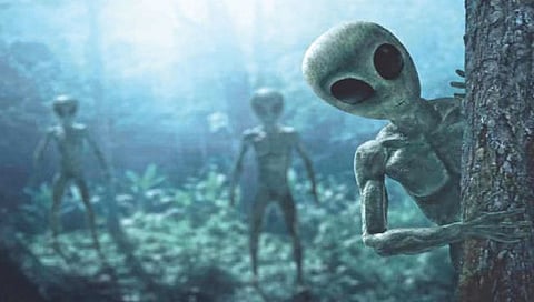 Aliens : एलियन्स गुपचूपपणे पृथ्वीवर येत असतील?