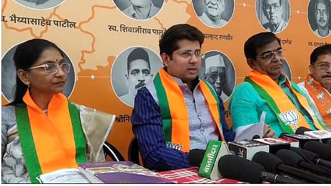 Ajit Chavan  | कुटुंब सोडून गेल्यावर जसे मुलाचे हाल होतात तसे…