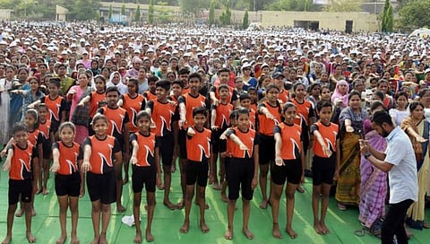 नागपूर: मतदार जागृतीसाठी कस्तुरचंद पार्कवर विक्रमी ८१०० मतदारांचा सहभाग