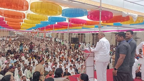 Sharad Pawar : हुकूमशाही मोदी -शहा सरकारचा पराभव करा: शरद पवार
