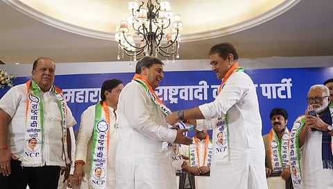 मुश्ताक अंतुले यांचा राष्ट्रवादीत प्रवेश 