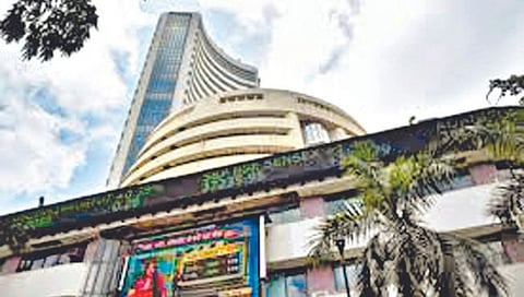 स्टॉक एक्स्चेंजचे बाजार भांडवल पहिल्यांदाच 400 लाख कोटींवर