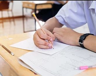 ‘तंत्रशिक्षण’च्या प्रश्नपत्रिका आता स्थानिकसह दोन भाषांमध्ये : एआयसीटीईचे निर्देश