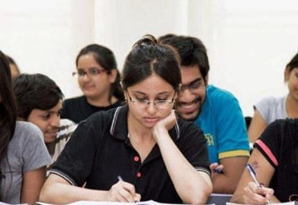 सीए परीक्षा नियोजित वेळापत्रकानुसारच!