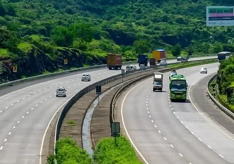 पुणे-मुंबई एक्स्प्रेस वेवर आज दोन तासांचा ब्लॉक; पर्यायी मार्ग पाहा