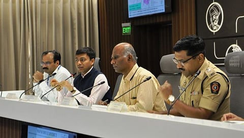 Dhule Lok Sabha | मतदान प्रक्रिया सुरळीत पार पाडण्यासाठी सर्वांनी सर्वंकष प्रयत्न करा : मुख्य निवडणूक अधिकारी