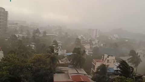 Mizoram: ‘रेमल’ चक्रीवादळाचा तडाखा; मिझोराममध्ये दगड खाण कोसळून झालेल्या दुर्घटनेत १३ ठार