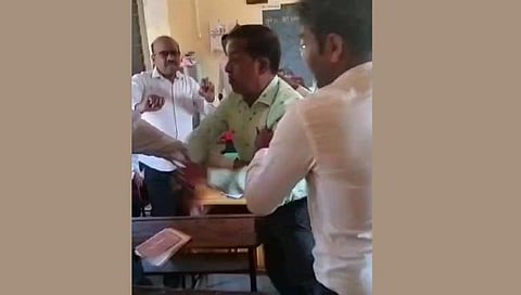 Nashik News | हाणामारी करणारे दोघे शिक्षक निलंबीत, नेमकं प्रकरण काय?