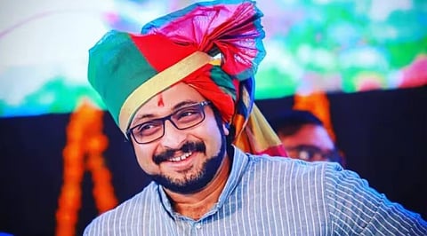 शिरूर लोकसभेत अजित पवारांना मोठा धक्का; शरद पवार, ठाकरेंबद्दल सहानुभूतीची लाट!