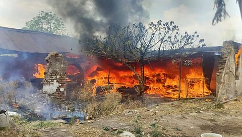 वाशीममध्ये राममंदिराजवळील गोशाळेला आग