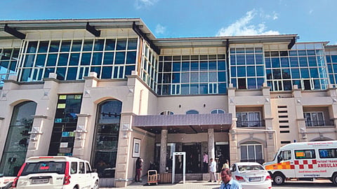 बॉम्बस्फोटातील आरोपी समीर हिंगोराचे हॉटेल सील