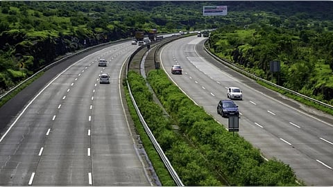 37 वर्षांनीही एचसीएमटीआर कागदावरच; आराखड्यात मात्र तीन वेळा केला बदल