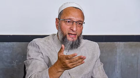 black ink Throw on Owaisi's house