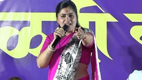 Threatening letter to former MP Navneet Rana