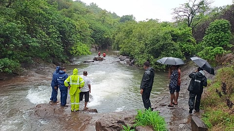 5 people drowned in Bhushi Dam