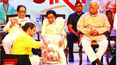 Asha Bhosle in mumbai swarswamini asha programme