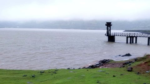 Kadavi Dam at Parle Ninai