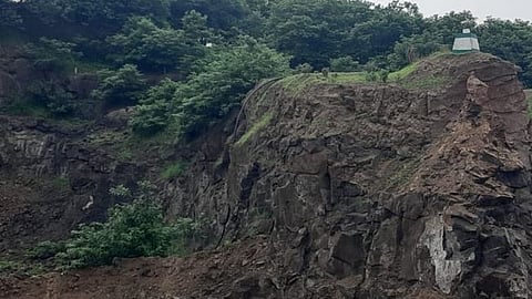 Kolhapur: Excavation of Kasarwadi hills, houses cracked due to blast