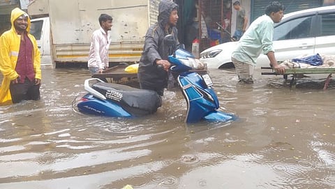 
Kalamboli waterlogged by heavy rain