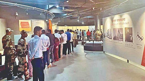 First Day Rush To See Waghnakh