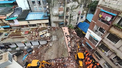 building collapses in Navi Mumbai 