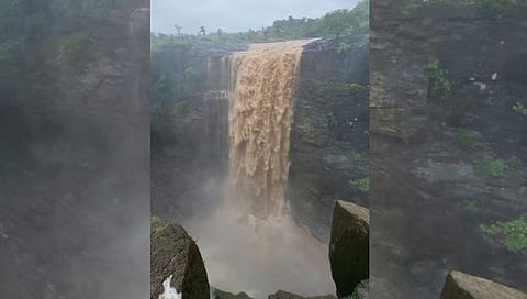 Bhivatas Falls