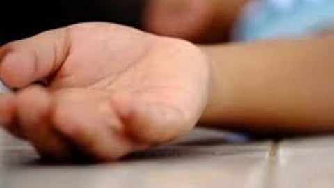 वळसेत झोका बांधताना गळफास लागून मुलाचा मृत्यू