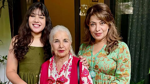 Actor Divya Seth Shah s daughter dies 