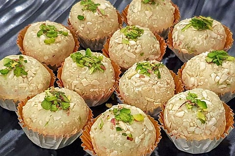 Prepare special soft cream ladooes for brothers on Rakshabandhan