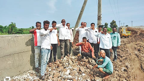 Sangli Road Issue