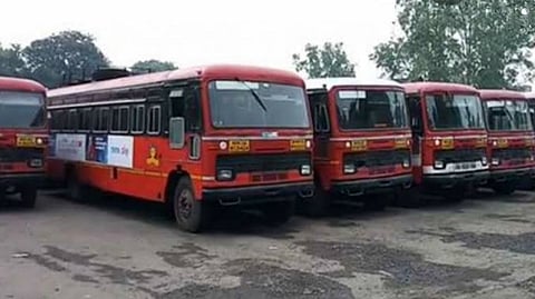 लांब पल्ल्याच्या नियोजनाने स्थानिक बसचा खोळंबा