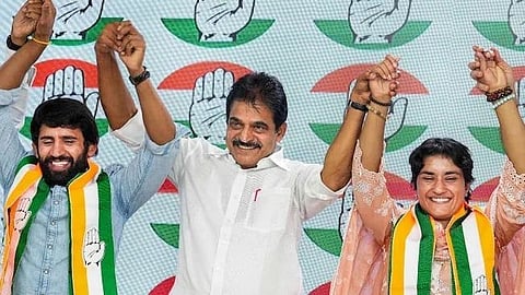 Vinesh Phogat, Bajrang Punia in politics